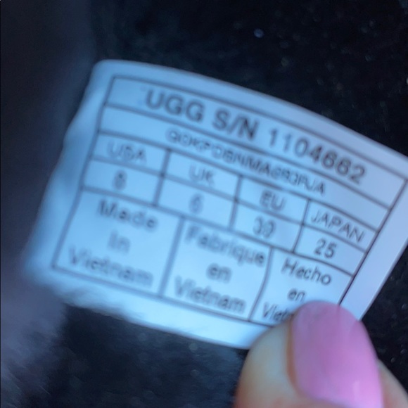 New UGG Brand Black Fuzz Yeah Slides Sz 8 - Picture 10 of 16